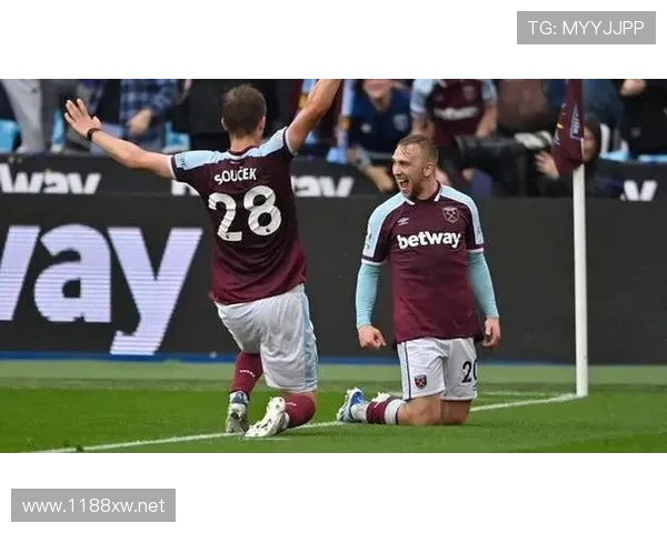 罗德里远射与后插上进攻能力解析