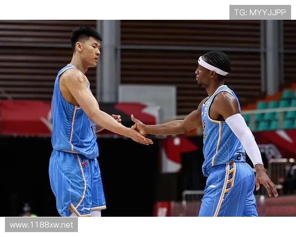 乔纳森·戴维强强对话中的关键作用分析