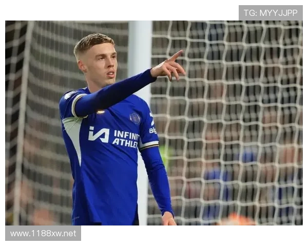 切尔西中场看似运转有序,实则缺了关键连接点,控不住节奏了