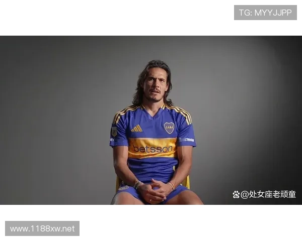 卡瓦尼这日常，谁能想到绿茵场上狼王晚上居然这么忒会折腾？