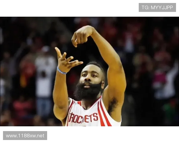 哈登挡拆制造威胁提升火箭关键时刻得分效率